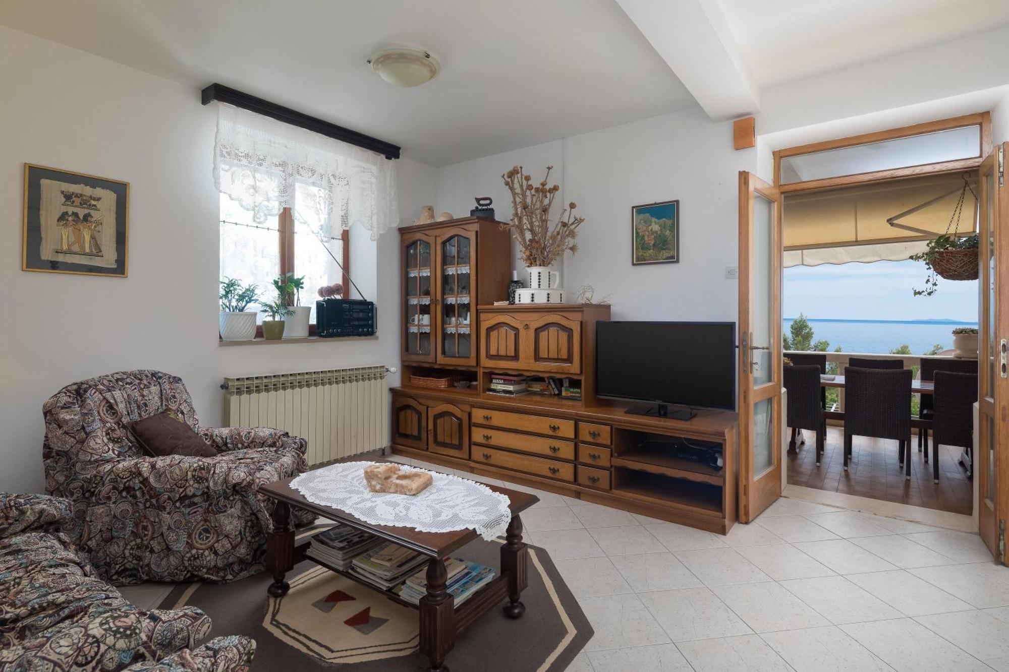 Perka * Sveta Nedelja (Hvar)